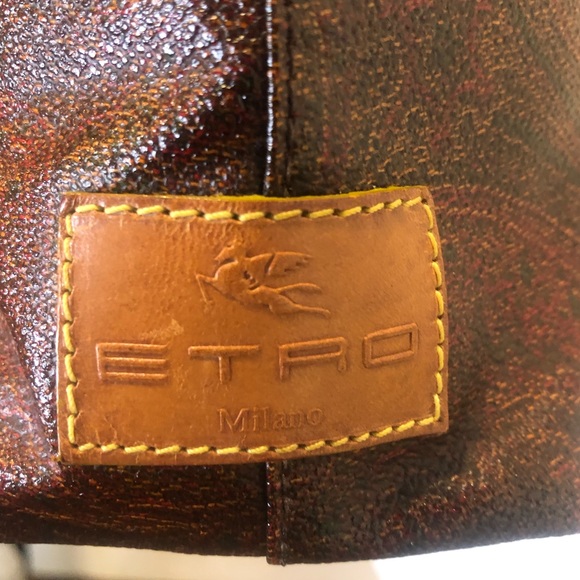 W ETRO Milano Red Paisley Vachetta Leather Tote Shoulder Bag Interior Zip Pocket - Picture 10 of 17